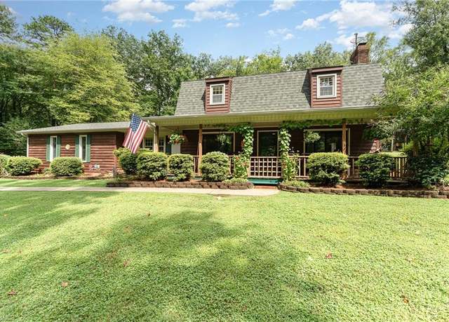 Property at 200 Englewood Trl, Mount Airy, NC 27030, 3 beds, 1.5 baths