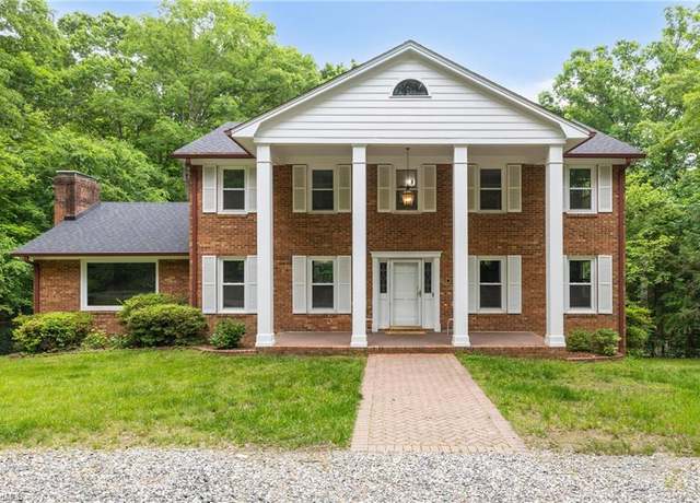 Property at 2104 Laura Ln, High Point, NC 27262, 4 beds, 3 baths