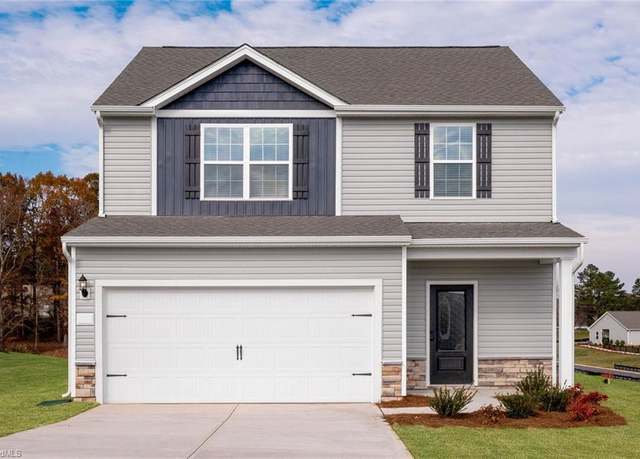 Property at 1034 Jonestown Rd, Winston-salem, NC 27103, 4 beds, 2.5 baths