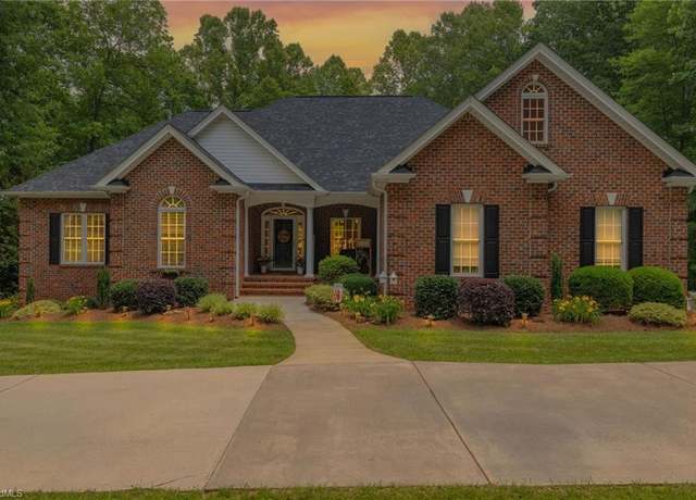 Property at 245 E Plantation Cir, Reidsville, NC 27320, 3 beds, 3 baths
