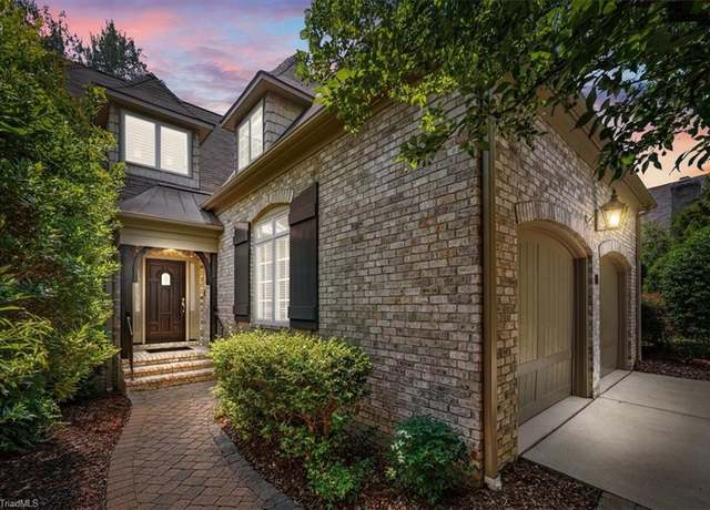 Property at 20 Creswell Ct, Greensboro, NC 27407, 4 beds, 3.5 baths