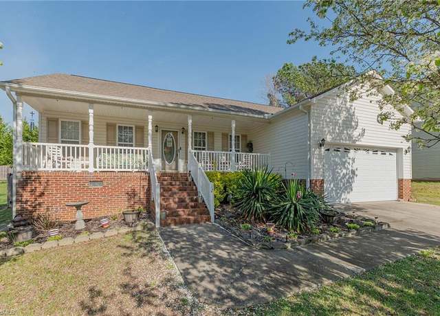 Property at 12 Collin Ln, Thomasville, NC 27360, 3 beds, 2 baths