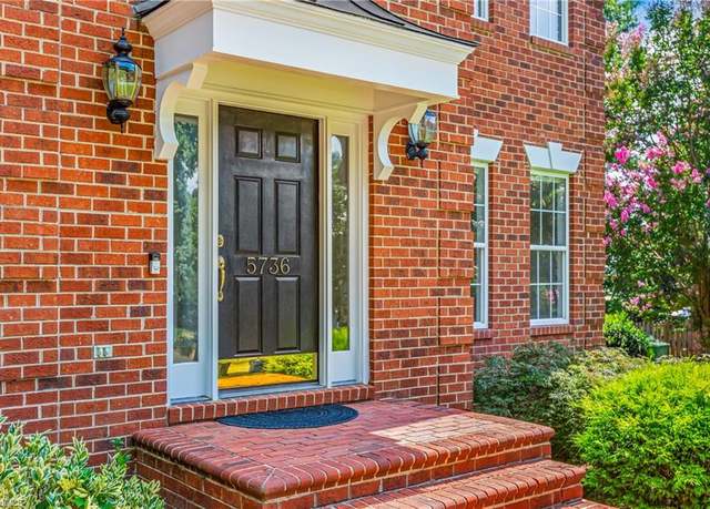 Property at 5736 Brightington Ct, Kernersville, NC 27284, 4 beds, 3.5 baths