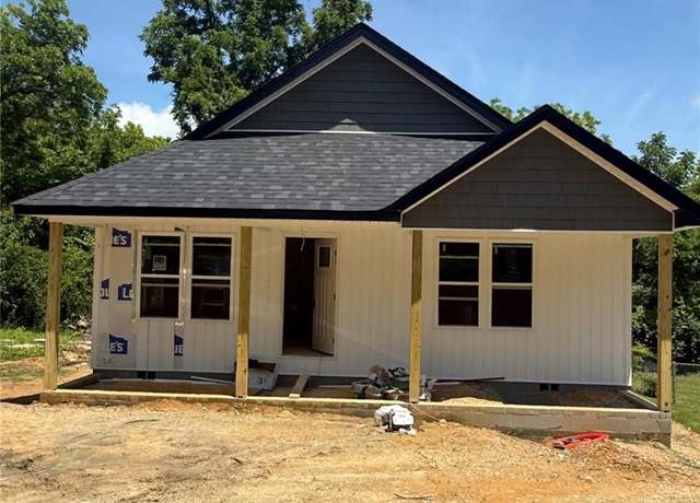 Property at 1213 Franklin Ave, High Point, NC 27260, 3 beds, 2 baths