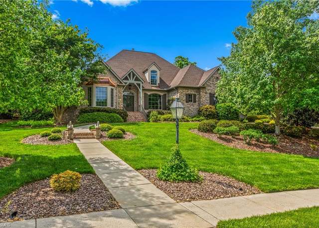 Property at 2821 Swan Lake Dr, High Point, NC 27262, 4 beds, 3.5 baths