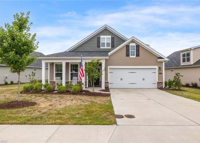 Property at 4463 Sapphire Ct, Clemmons, NC 27012, 4 beds, 3 baths