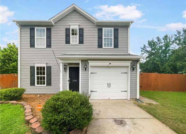 Property at 2006 Landon Ct, Burlington, NC 27217, 3 beds, 2.5 baths