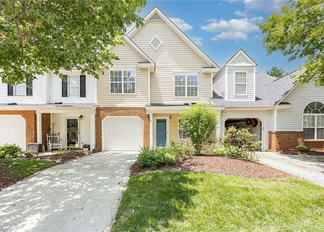 Property at 9 Satterfield Pl, Greensboro, NC 27410, 3 beds, 2.5 baths