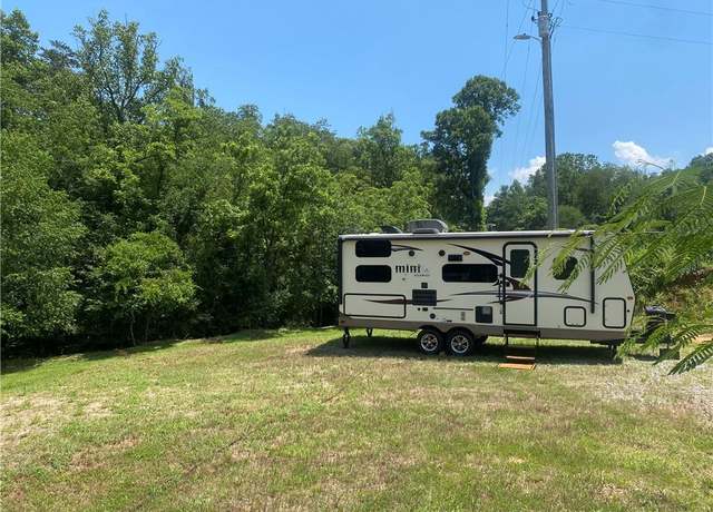 Property at 3258 Red White And Blue Rd, North Wilkesboro, NC 28669