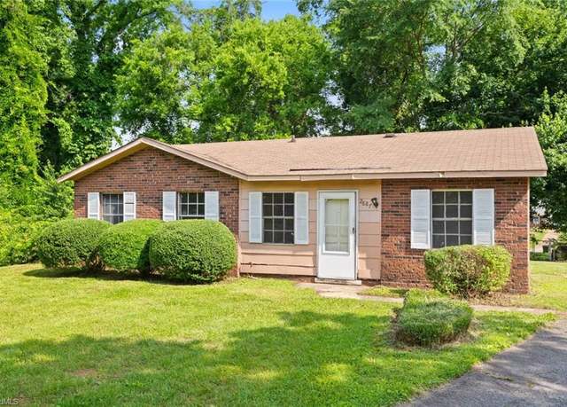 Property at 2887 Inca Ct, Winston-salem, NC 27103, 4 beds, 1.5 baths