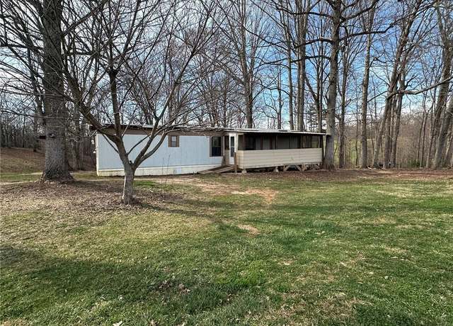 Property at 307 Coco Ln, Mount Airy, NC 27030, 2 beds, 1 bath