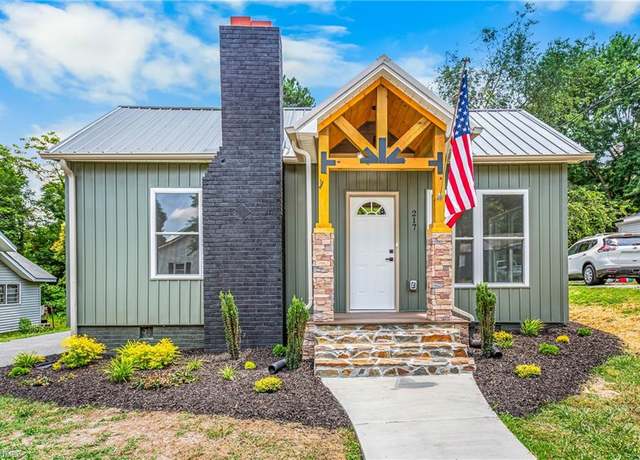 Property at 217 Center St, Thomasville, NC 27360, 4 beds, 2 baths