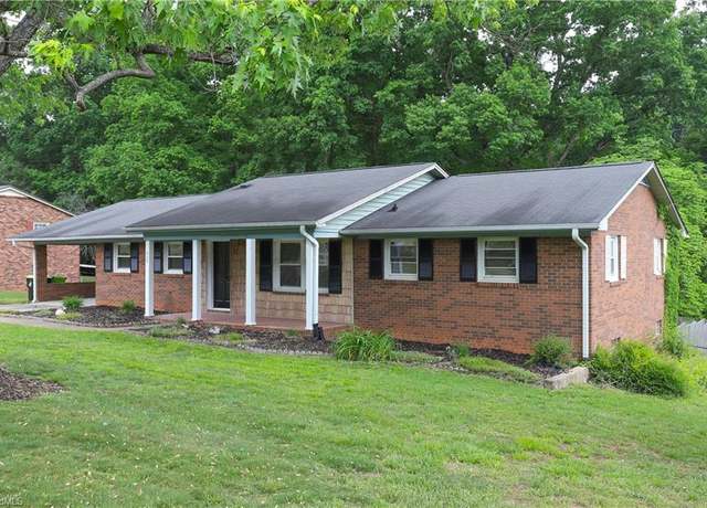 Property at 429 Mendenhall Dr, Winston-salem, NC 27127, 3 beds, 2 baths
