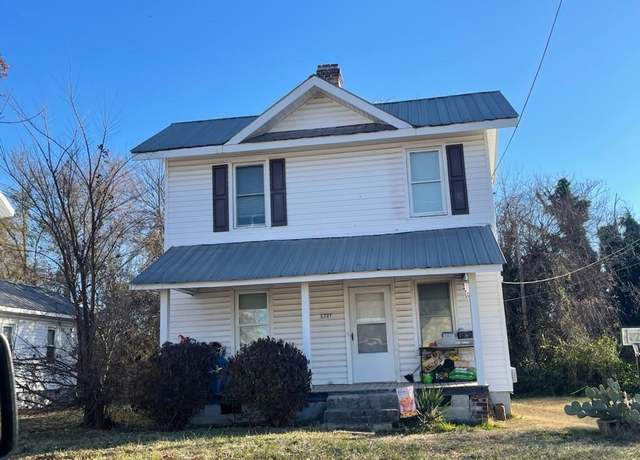 Property at 1227 Redding Dr, High Point, NC 27260, 3 beds, 1 bath