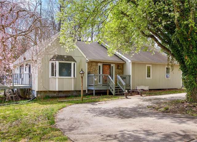 Property at 212 Old Mill Rd, High Point, NC 27265, 3 beds, 2 baths