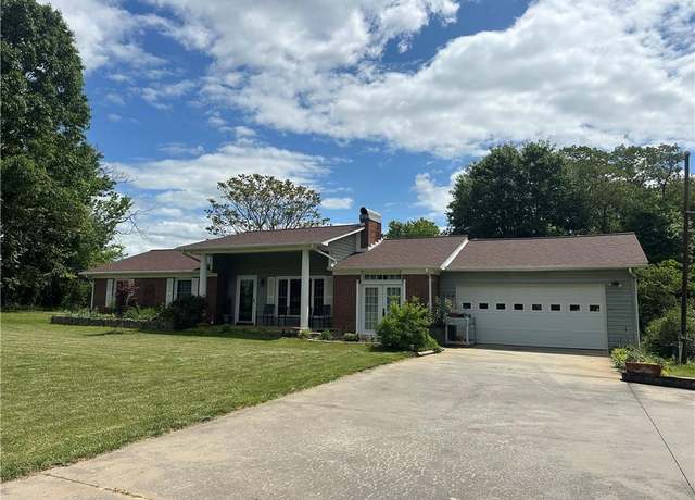 Property at 704 Oak Ridge Church Rd, Hays, NC 28635, 2 beds, 1 bath