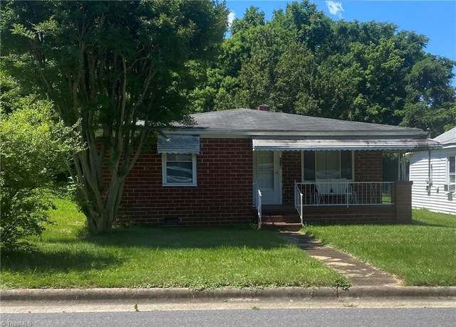 Property at 602 Main St, Cleveland, NC 27013, 2 beds, 1 bath