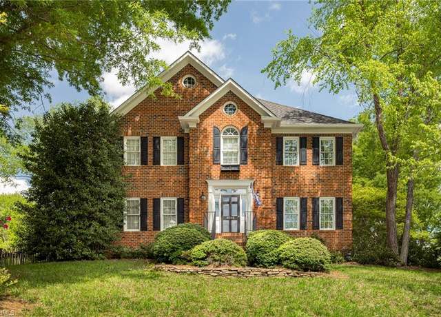 Property at 8124 Glengarriff Rd, Clemmons, NC 27012, 4 beds, 3.5 baths