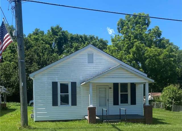 Property at 604 Main St, Cleveland, NC 27013, 2 beds, 1 bath