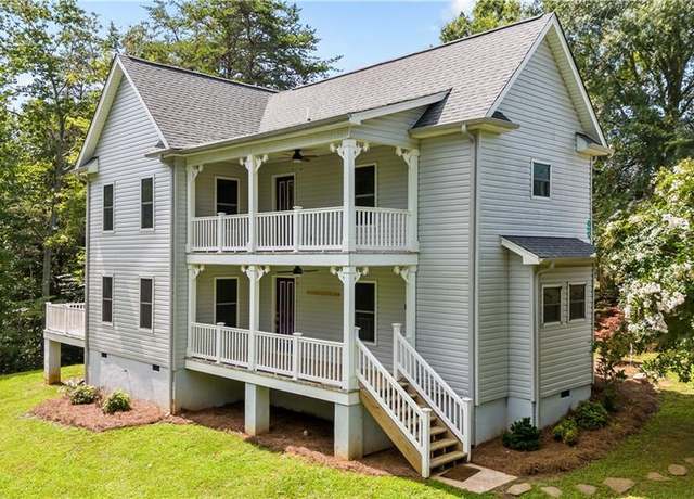 Property at 1043 Autumn Dr, East Bend, NC 27018, 3 beds, 3 baths