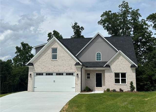 Property at 4624 Orchard Grove Dr, Clemmons, NC 27012, 3 beds, 2.5 baths
