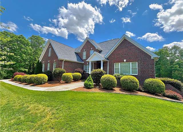 Property at 310 Cascade Dr, High Point, NC 27265, 5 beds, 3.5 baths