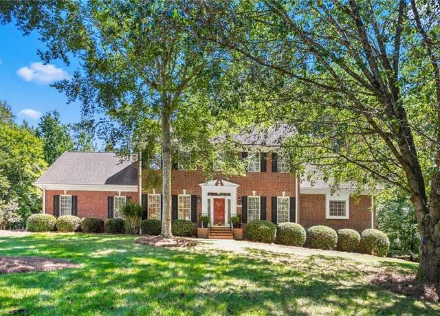 Property at 7500 Henfree Dr, Summerfield, NC 27358, 3 beds, 2.5 baths