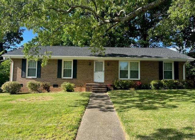 Property at 2506 Dulaire Rd, Greensboro, NC 27407, 3 beds, 2 baths