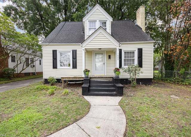 Property at 1609 Cobb St, Greensboro, NC 27403, 3 beds, 1.5 baths