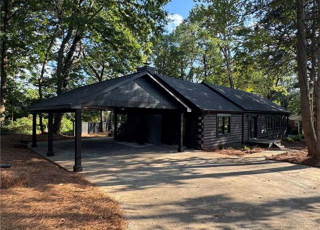 Property at 130 Norman Rd, Winston-salem, NC 27106, 3 beds, 2.5 baths