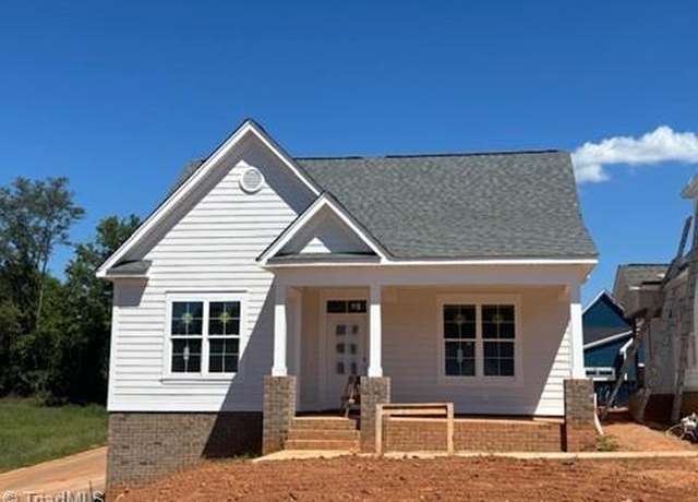 Property at 829 Eucalyptus Ct, Winston-salem, NC 27106, 3 beds, 2 baths