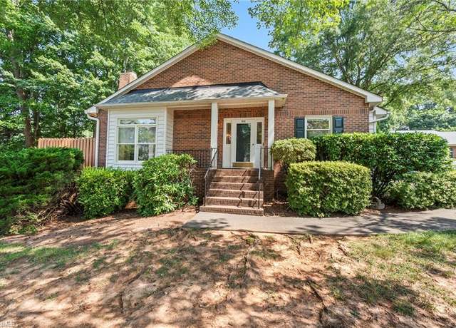 Property at 1916 Cliff Pointe Ct, Winston-salem, NC 27106, 2 beds, 2 baths