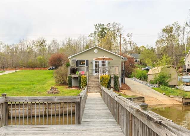 Property at 2352 Riverview Road Ext, Lexington, NC 27292, 2 beds, 1 bath