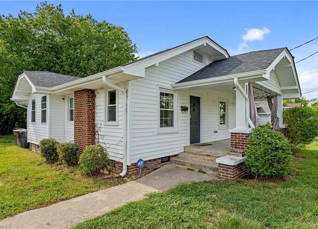 Property at 1005 Hern Ave, Greensboro, NC 27405, 3 beds, 2 baths