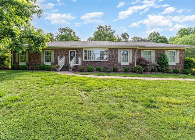 Property at 6920 Maynard Rd, Summerfield, NC 27358, 3 beds, 2.5 baths