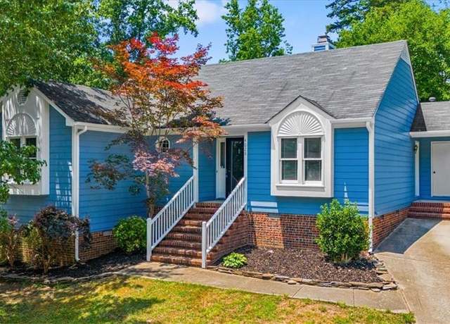 Property at 4028 Sherry Ct, Jamestown, NC 27282, 3 beds, 2 baths