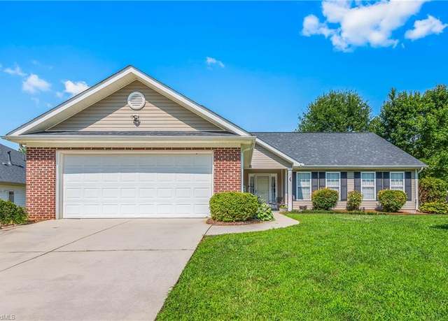 Property at 600 Walnut Crossing Dr, Whitsett, NC 27377, 3 beds, 2 baths