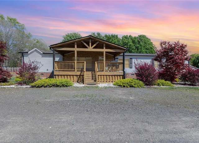 Property at 263 Gordon Dr, Advance, NC 27006, 4 beds, 2.5 baths