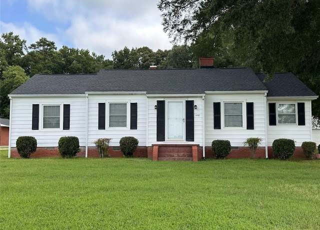 Property at 4487 Old Hollow Rd, Kernersville, NC 27284, 2 beds, 2 baths