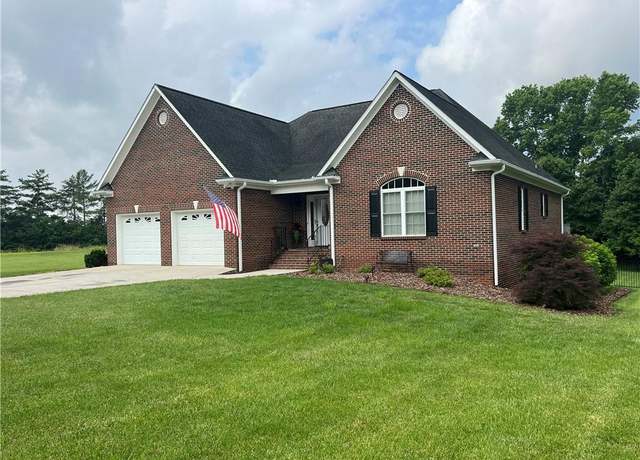Property at 176 Eva Ln, Lexington, NC 27295, 3 beds, 3 baths