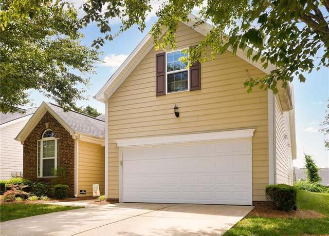 Property at 2464 Birch View Dr, High Point, NC 27265, 3 beds, 2 baths