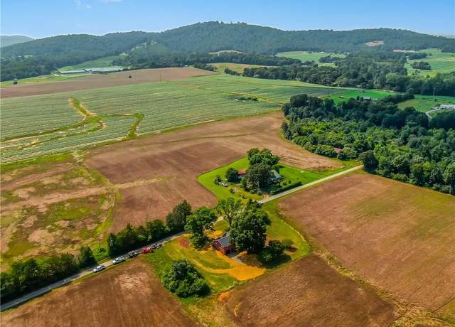 Property at 2404 Beulah Rd, Boonville, NC 27011, 3 beds, 2 baths