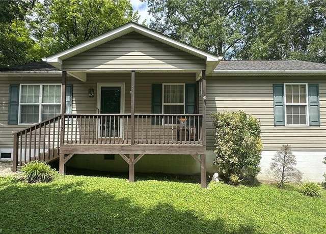 Property at 112 White St, Thomasville, NC 27360, 3 beds, 2 baths