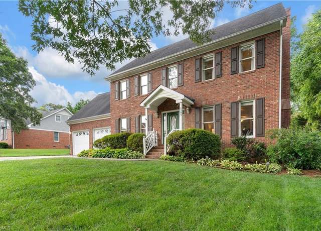 Property at 5309 Pondfield Dr, Greensboro, NC 27410, 5 beds, 2.5 baths