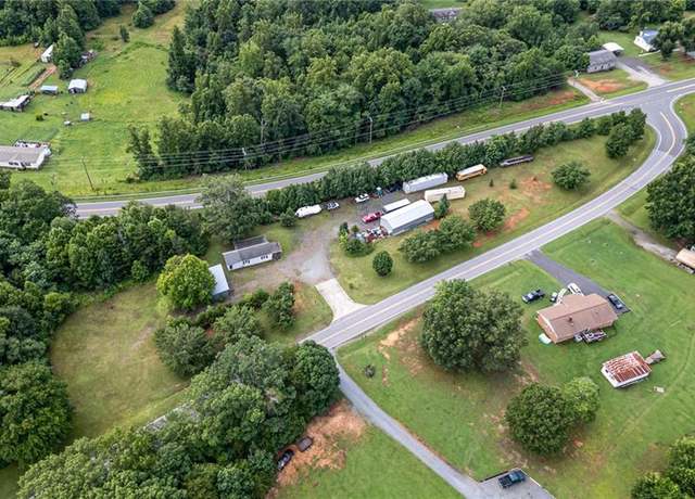Property at 157 Young Rd, Stoneville, NC 27048, 2 beds, 1 bath