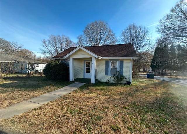 Property at 301 N 7th Ave, Mayodan, NC 27027, 2 beds, 1 bath