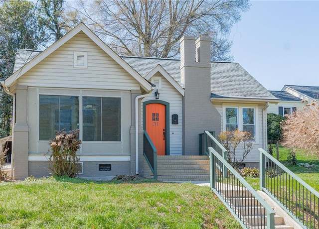 Property at 211 W 4th Ave, Lexington, NC 27292, 3 beds, 2 baths