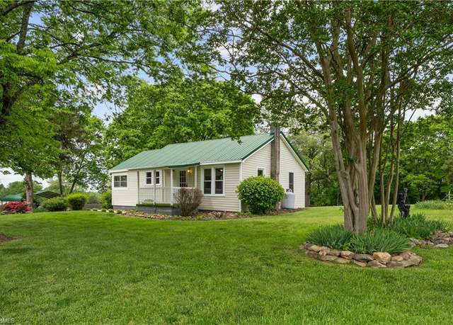 Property at 3219 Us Highway 158, Mocksville, NC 27028, 2 beds, 1 bath