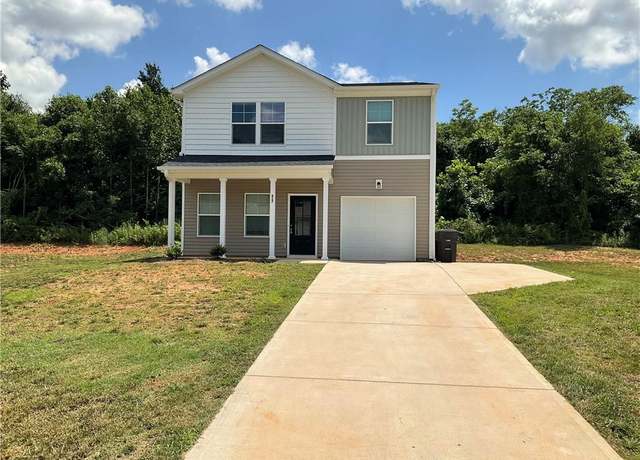 Property at 617 East St, Reidsville, NC 27320, 3 beds, 2.5 baths