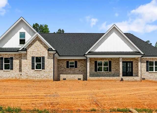 Property at 1338 Forsyth Rd, Kernersville, NC 27284, 4 beds, 3.5 baths